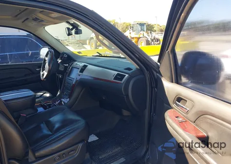 2008 Cadillac Escalade Standard from USA, damaged, VIN 1GYFK63828R206219